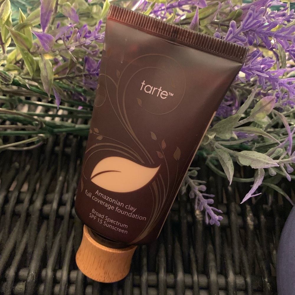 Tarte Amazonian Clay full coverage foundation